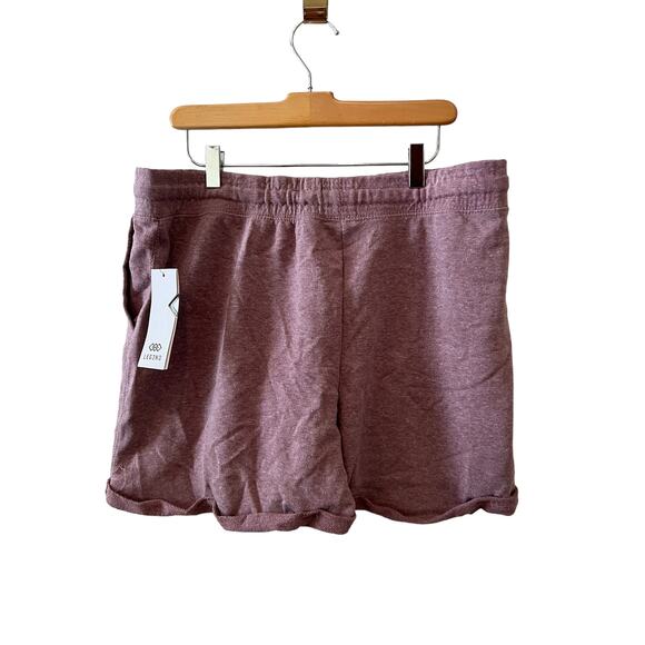 Leg3nd Athleisure Sweat Shorts in Heathered Lavender L - Picture 3 of 5